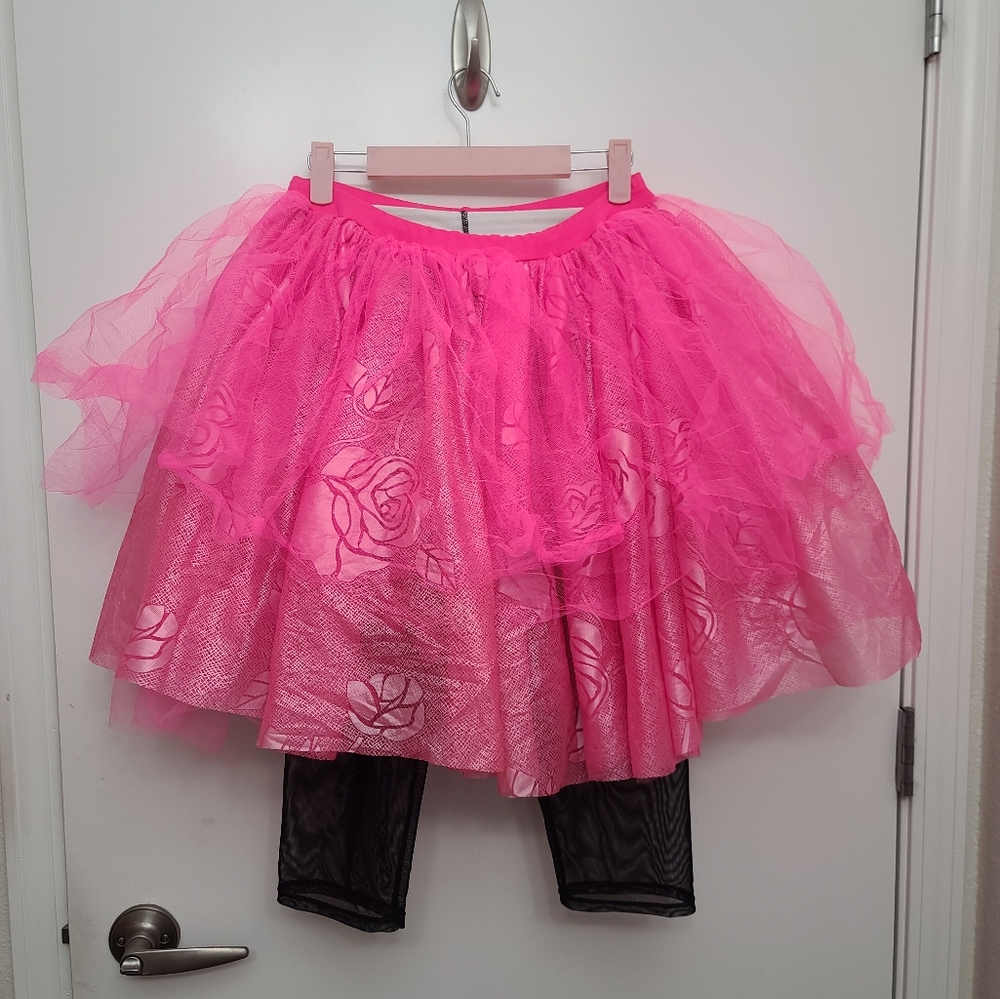 Used Capezio x Betsey Johnson Skirt size Small